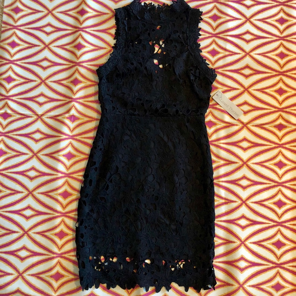 NWT Open Back Lace Dress-Size Small